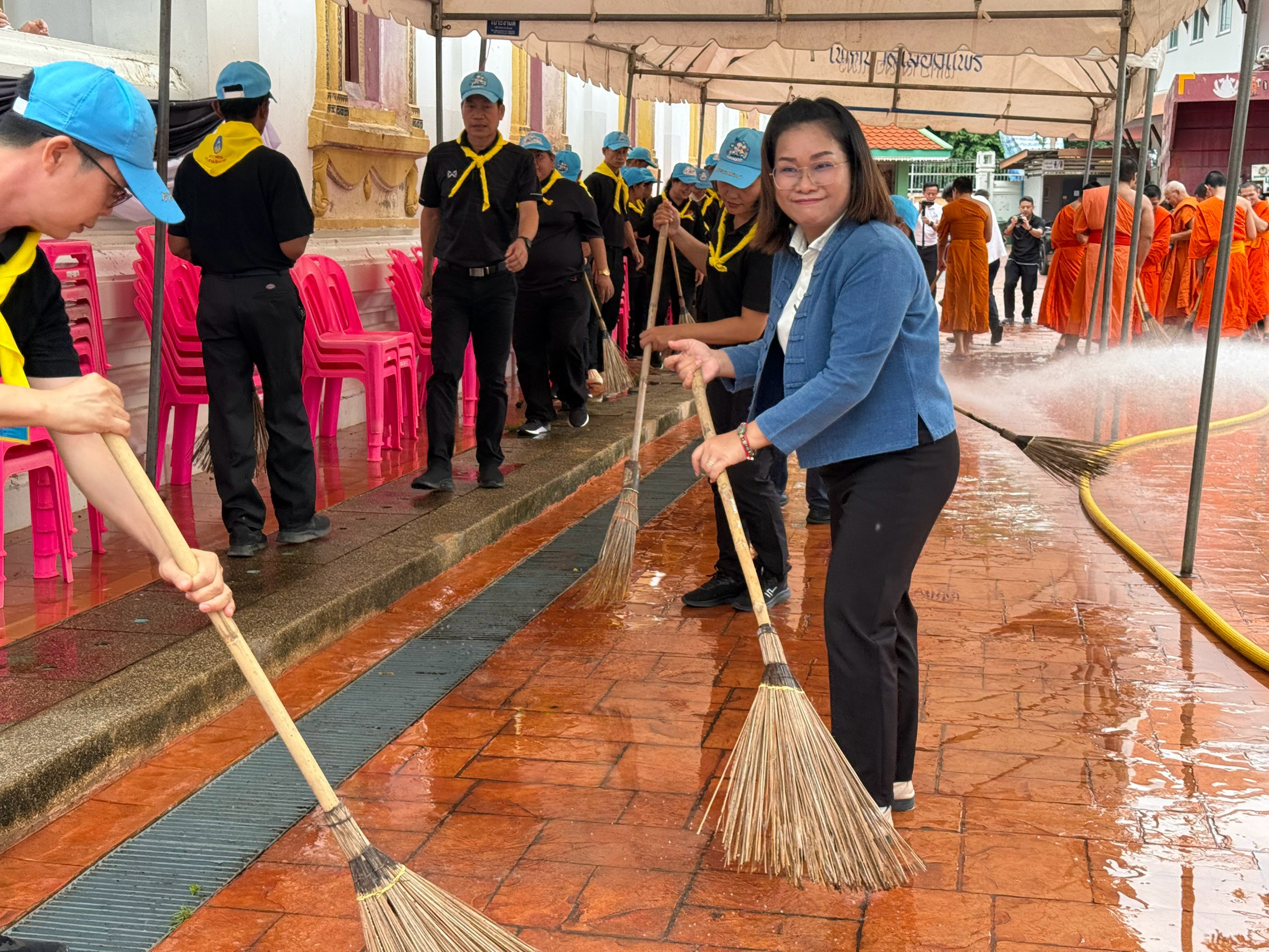 title - ส.ป.ก.แพร่  เข้าร่วมพิธีเจริญพระพุทธมนต์ เจริญจิตภาวนาและกิจกรรมร่วมพลังสร้างสัปปายะสู่วัดด้วย วิถี 5ส